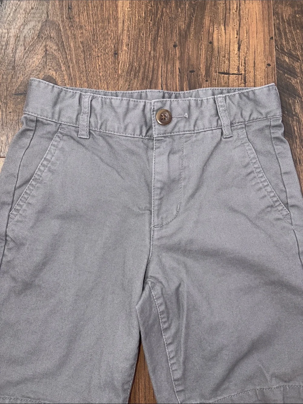 NWOT Old Navy Gray Boys’ Chino Shorts